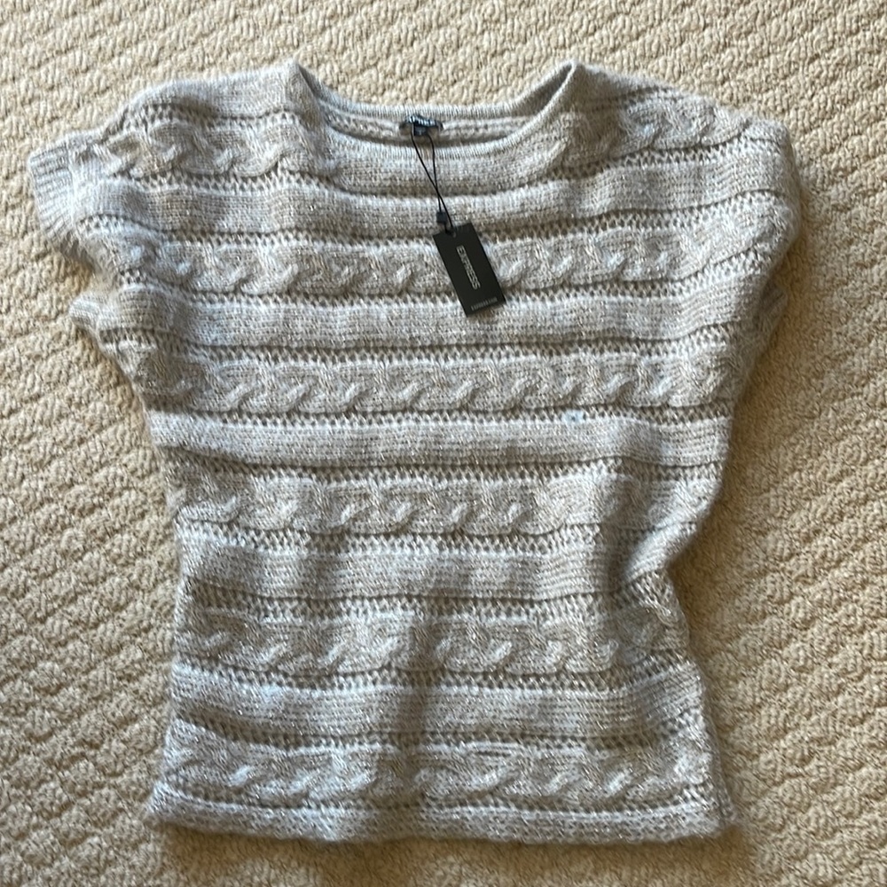 small Xpress short sleeve sweater